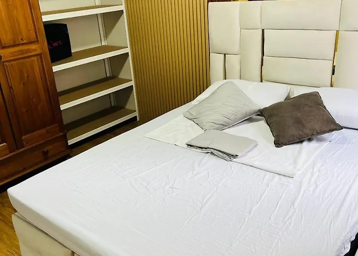 Aparthotel Family Staycation Manila
